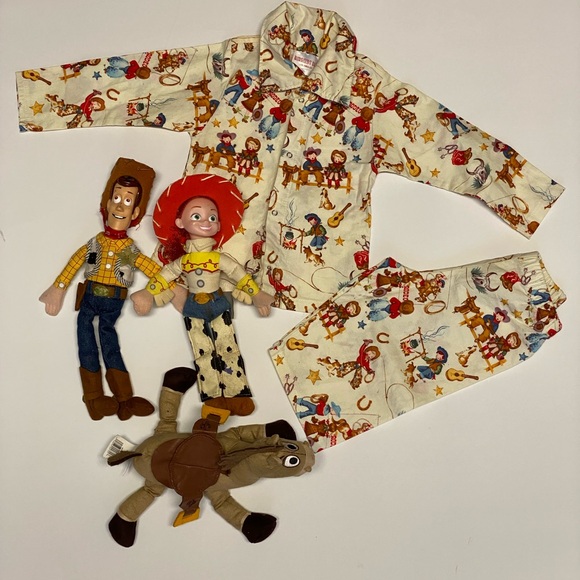 Toy Story Kids Pajama Set with Woody and Jessie Plush Toys - Picture 1 of 5